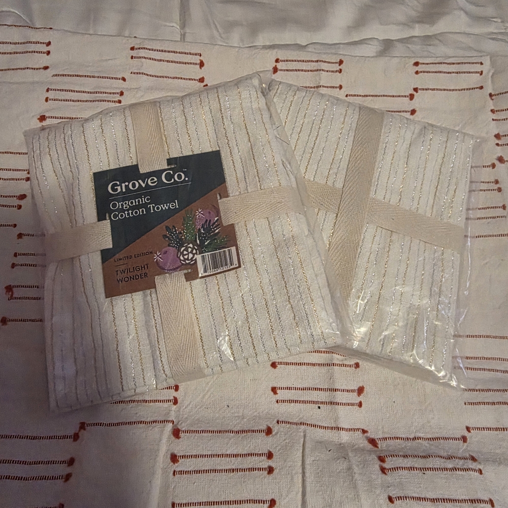 Grove Co. Organic Cotton Towel Set  - Cream and Gold